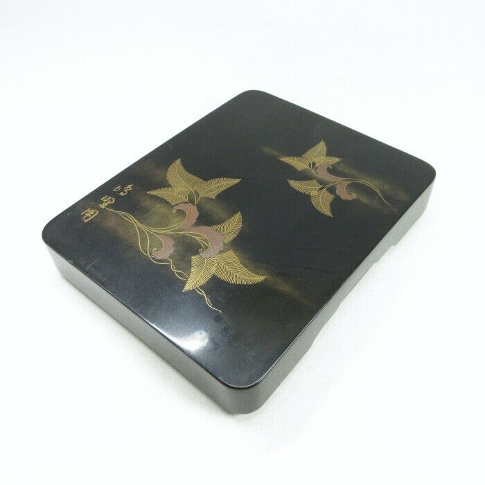 D1563: Japanese Old Lacquer Ware Ink Stone Case With Very Good Makie Of Leaf